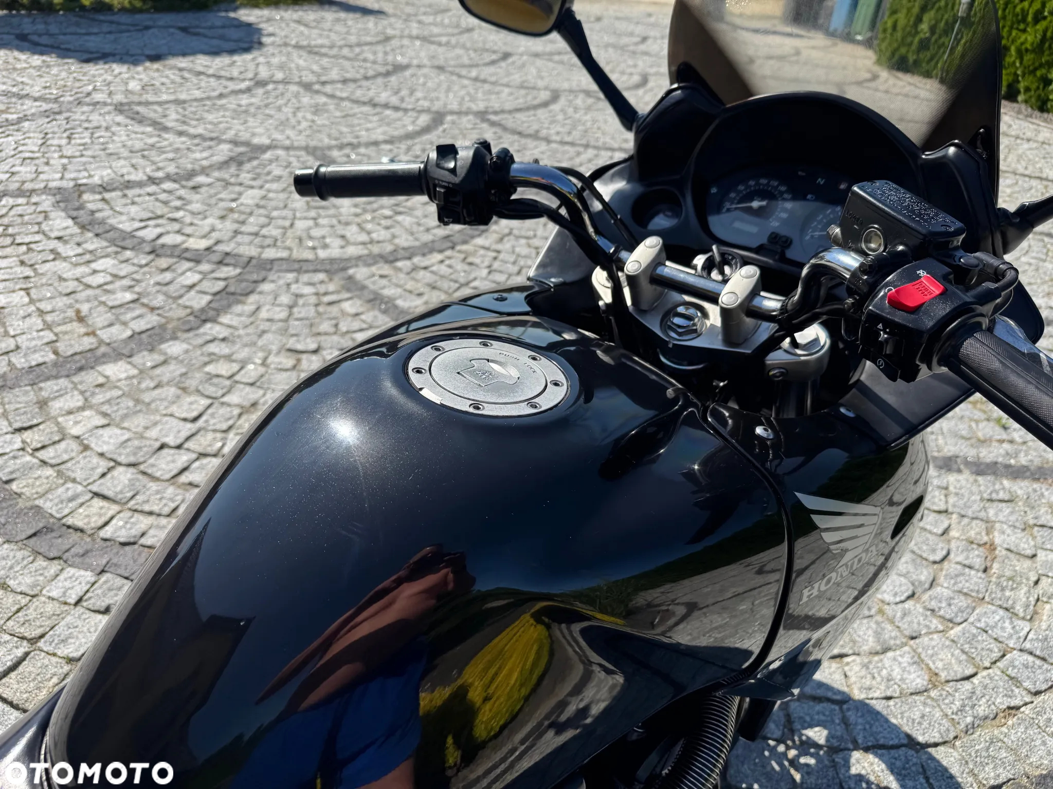 Honda CBF - 15