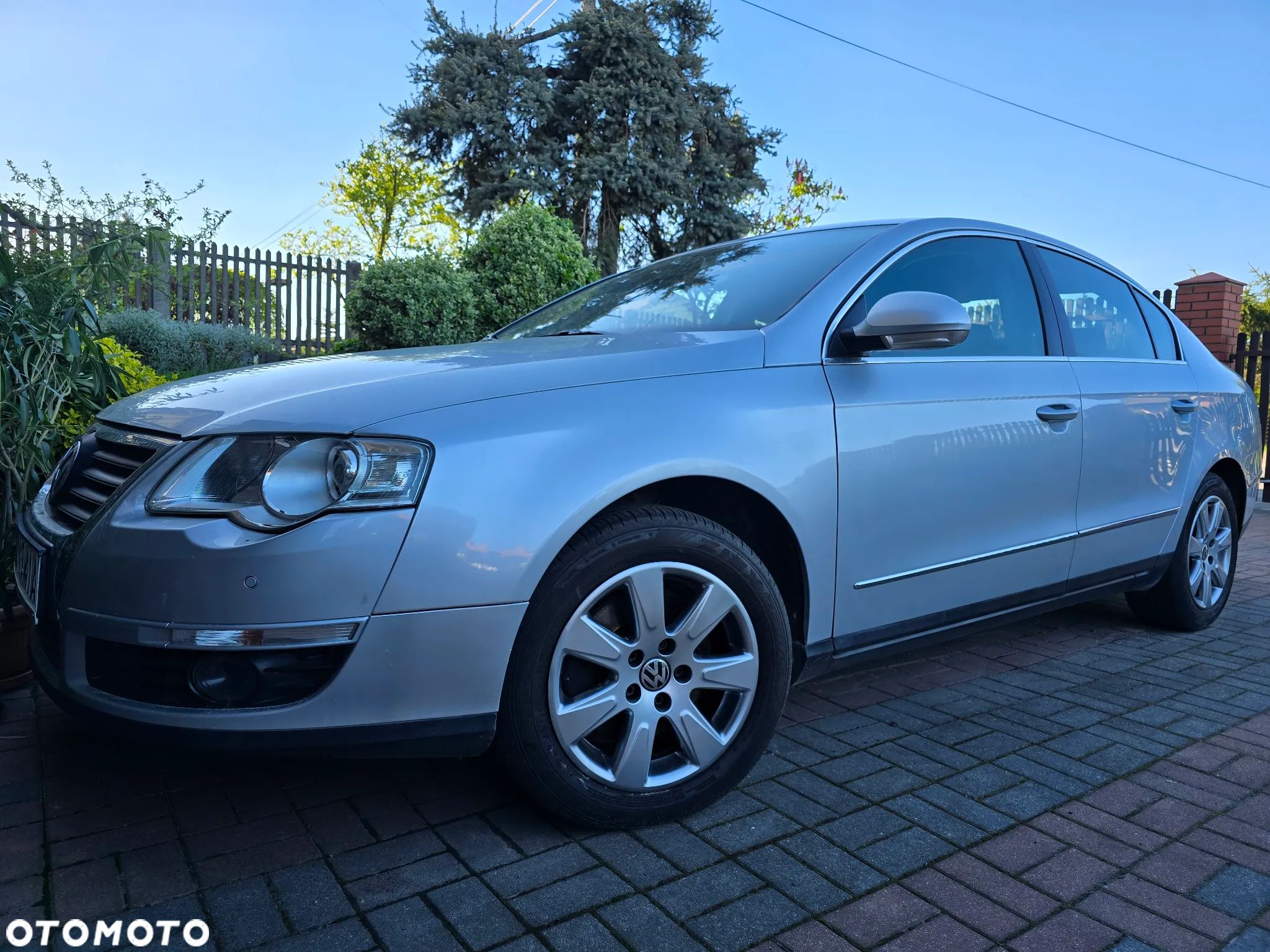 Volkswagen Passat 1.9 TDI Comfortline - 1