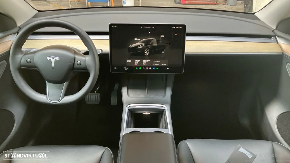 Tesla Model Y RWD - 3