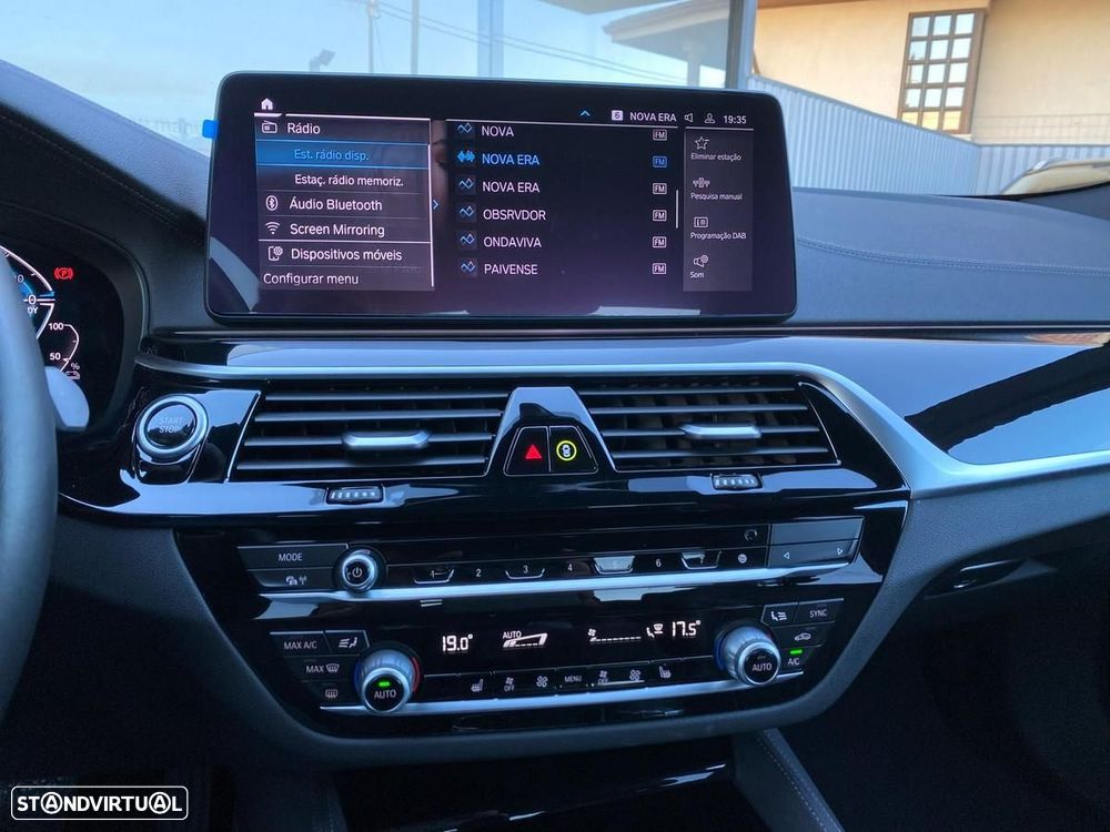 BMW 530 e Line Luxury - 13