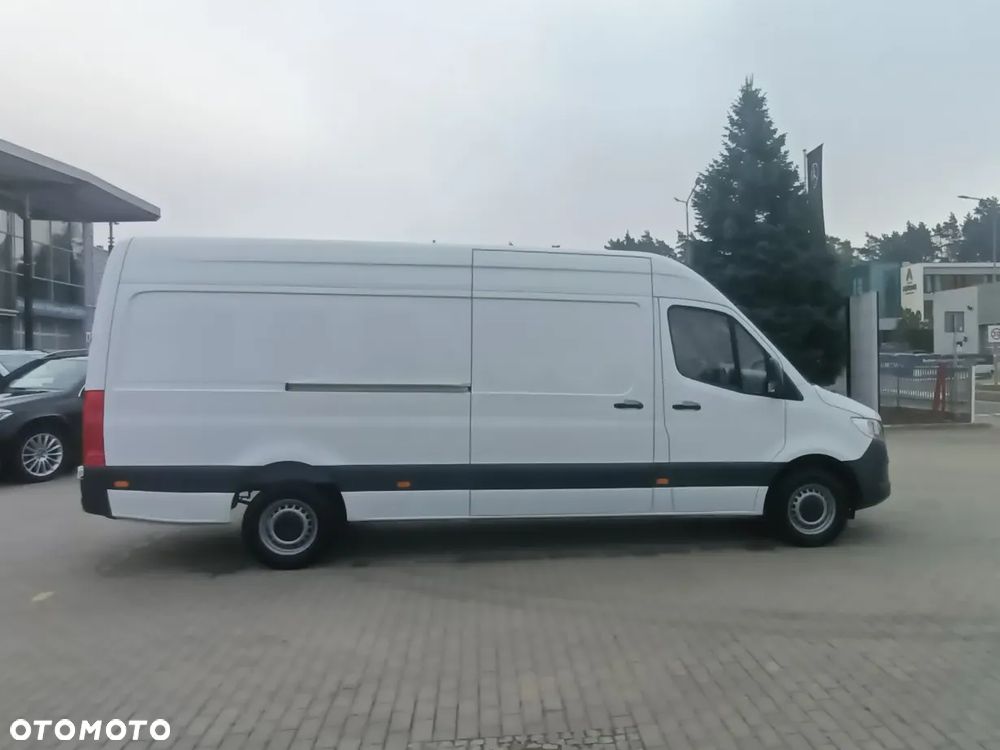 Mercedes-Benz SPRINTER - 8