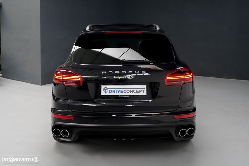 Porsche Cayenne S E-Hybrid - 24