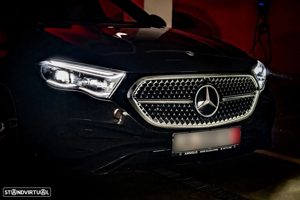 Mercedes-Benz E 300 9G-TRONIC AMG Line - 8