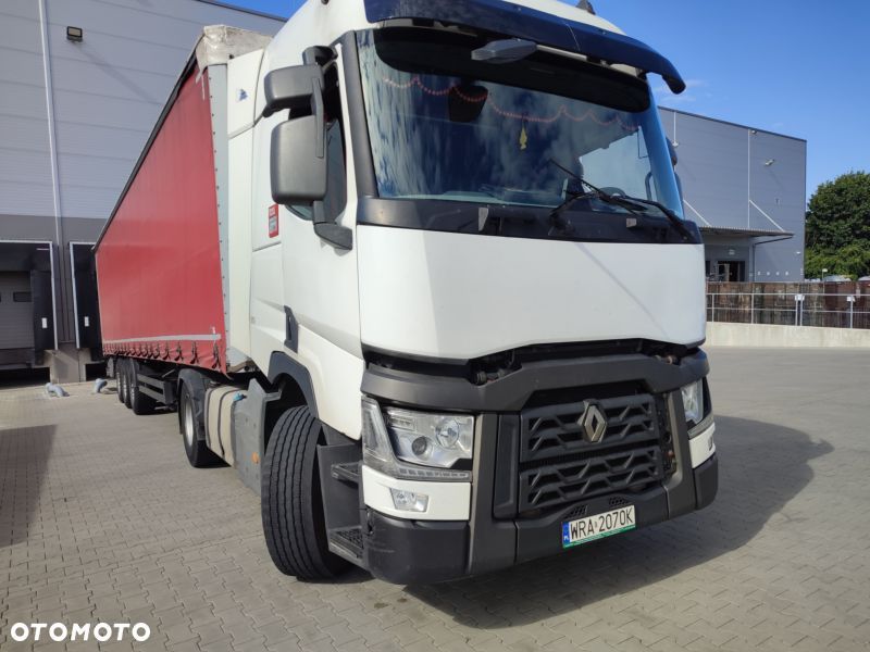 Renault Range 460T - 2