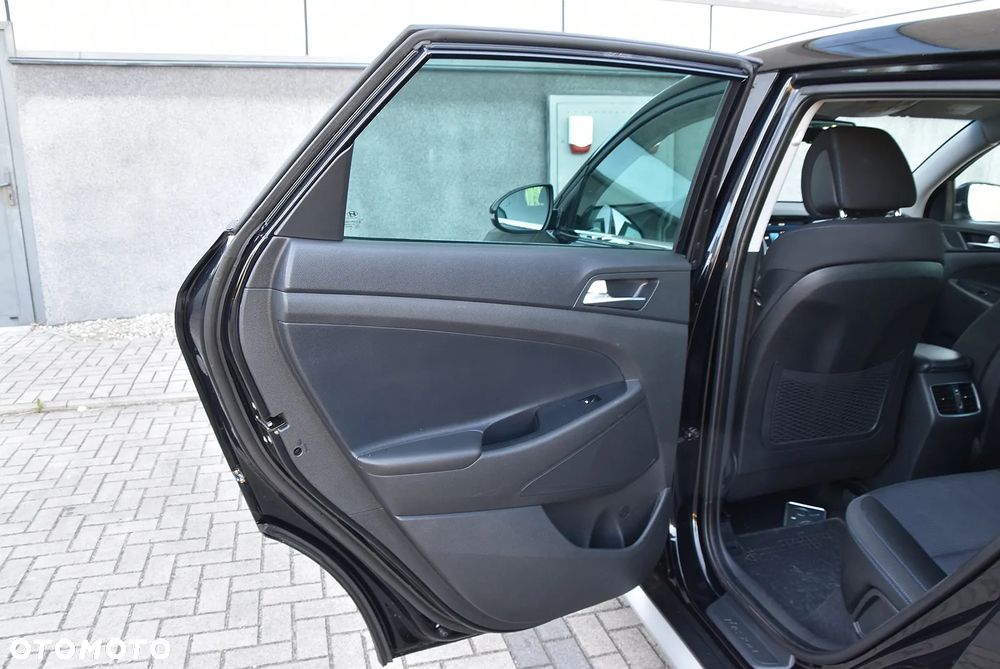 Hyundai Tucson - 16