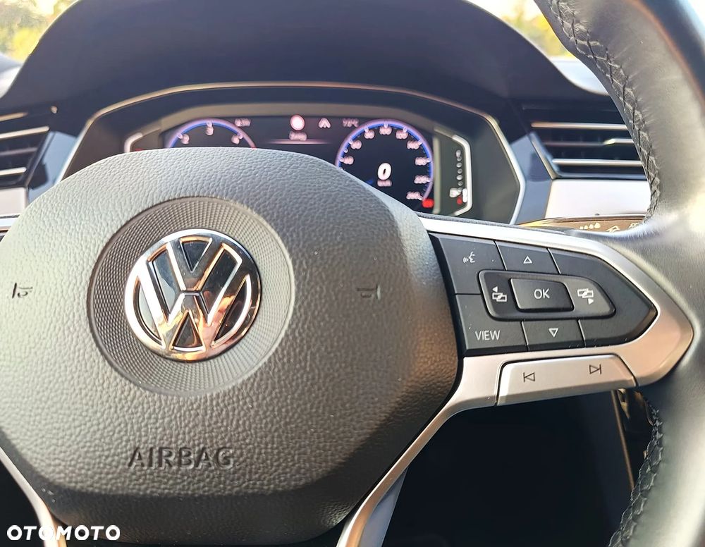 Volkswagen Passat 2.0 TDI 4Mot Elegance DSG - 20