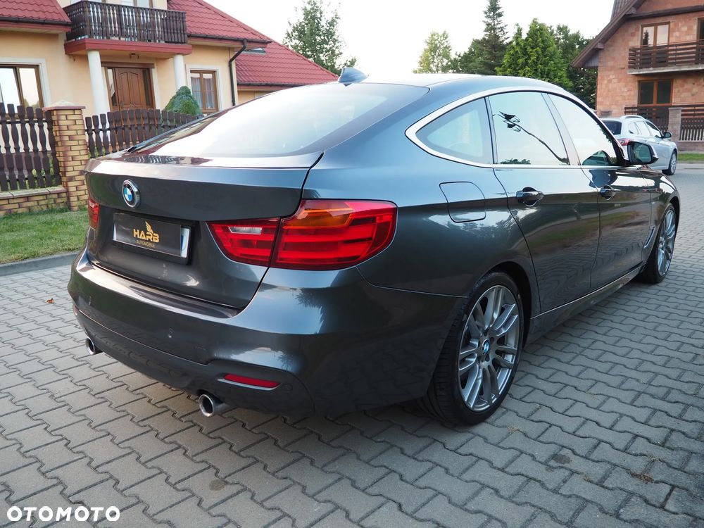 BMW 3GT 335i M Sport - 15