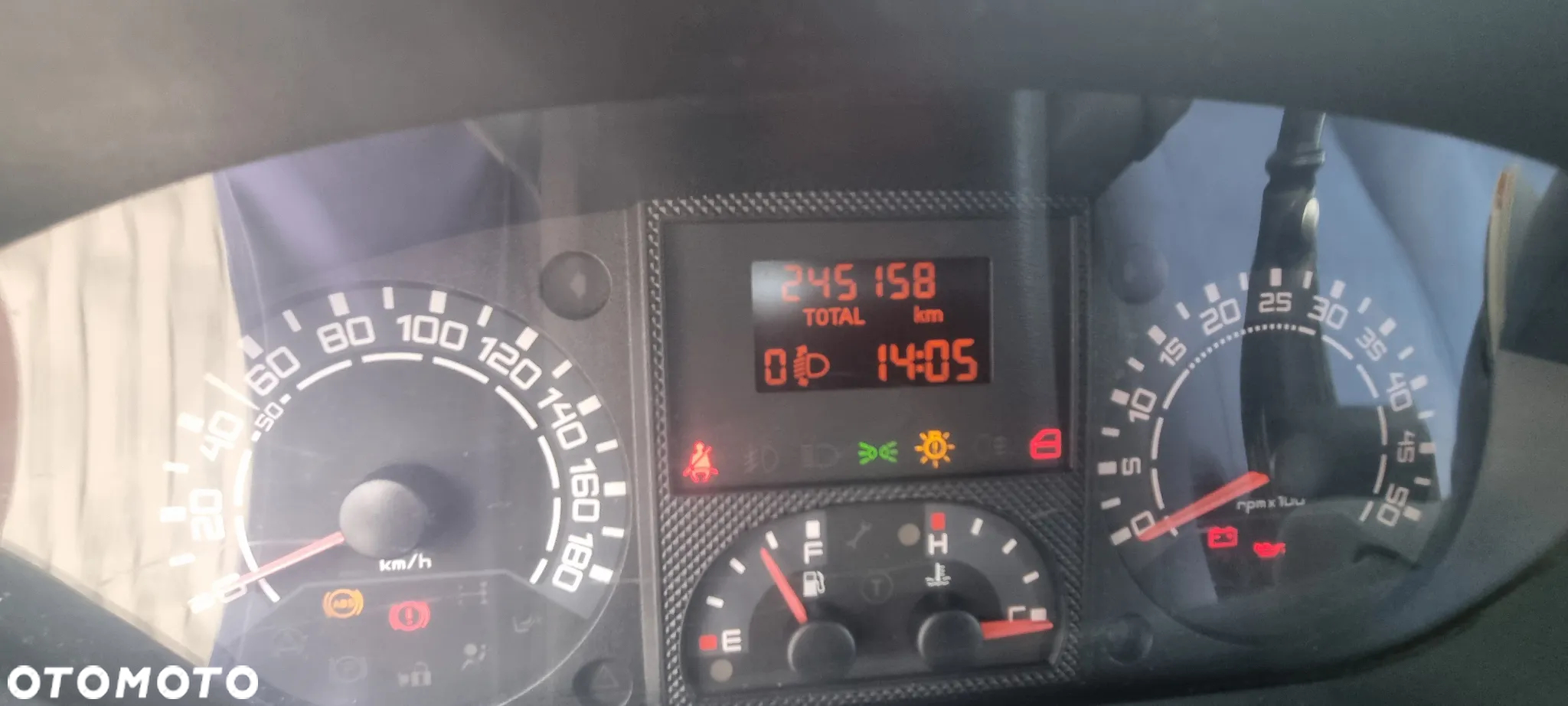 Iveco DAILY 35S14 - 10