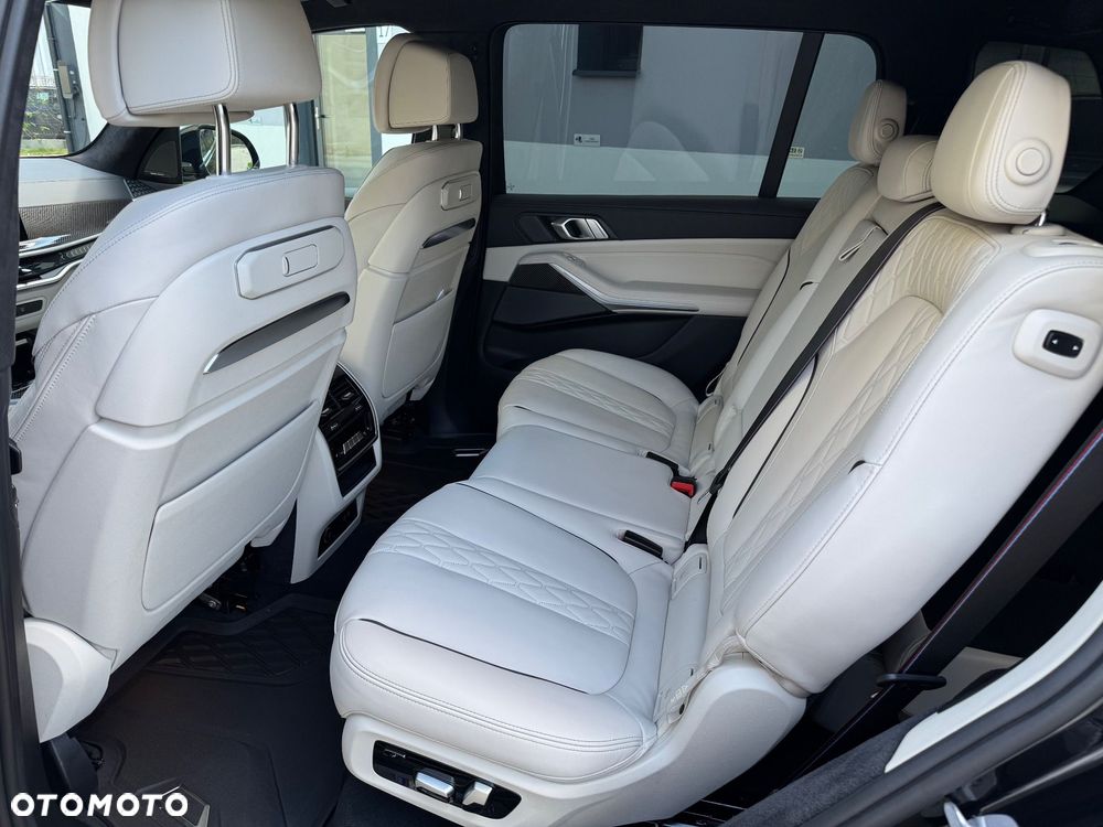 BMW X7 xDrive40d mHEV - 9