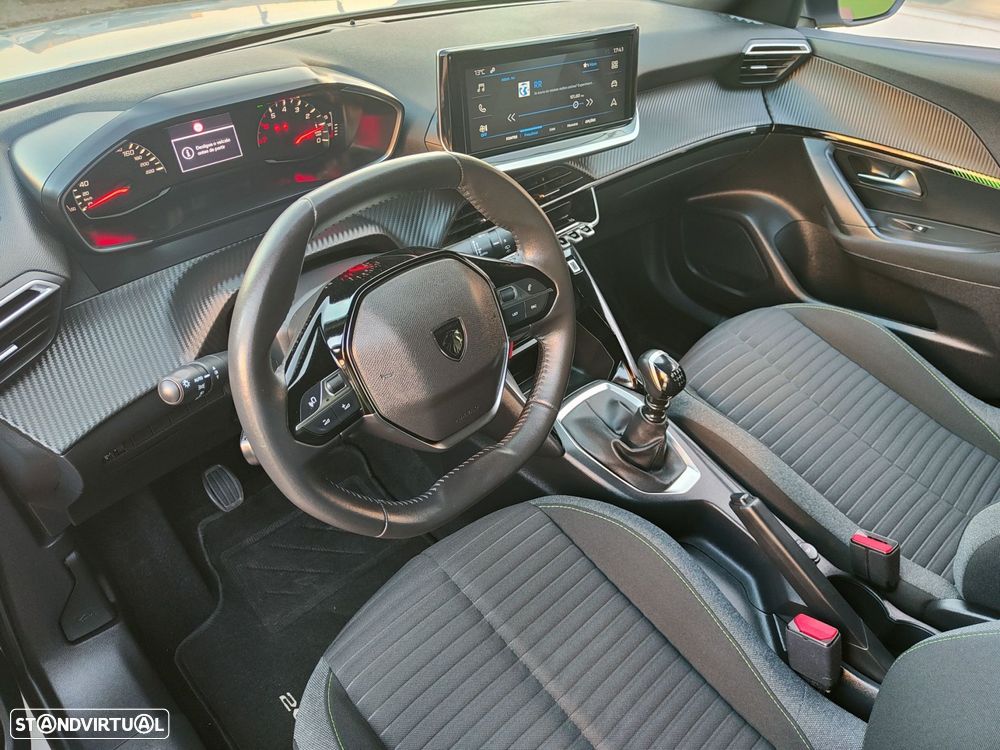 Peugeot 2008 1.2 PureTech Active Pack - 26