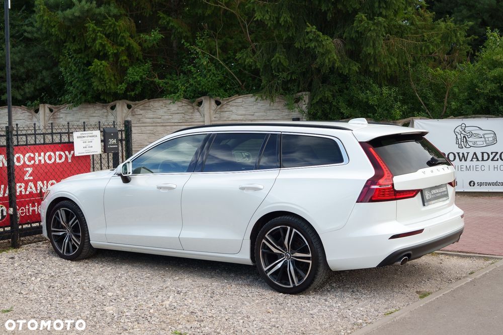 Volvo V60 B3 B DKG Momentum Pro - 7