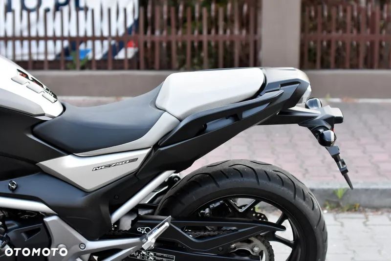 Honda NC - 20