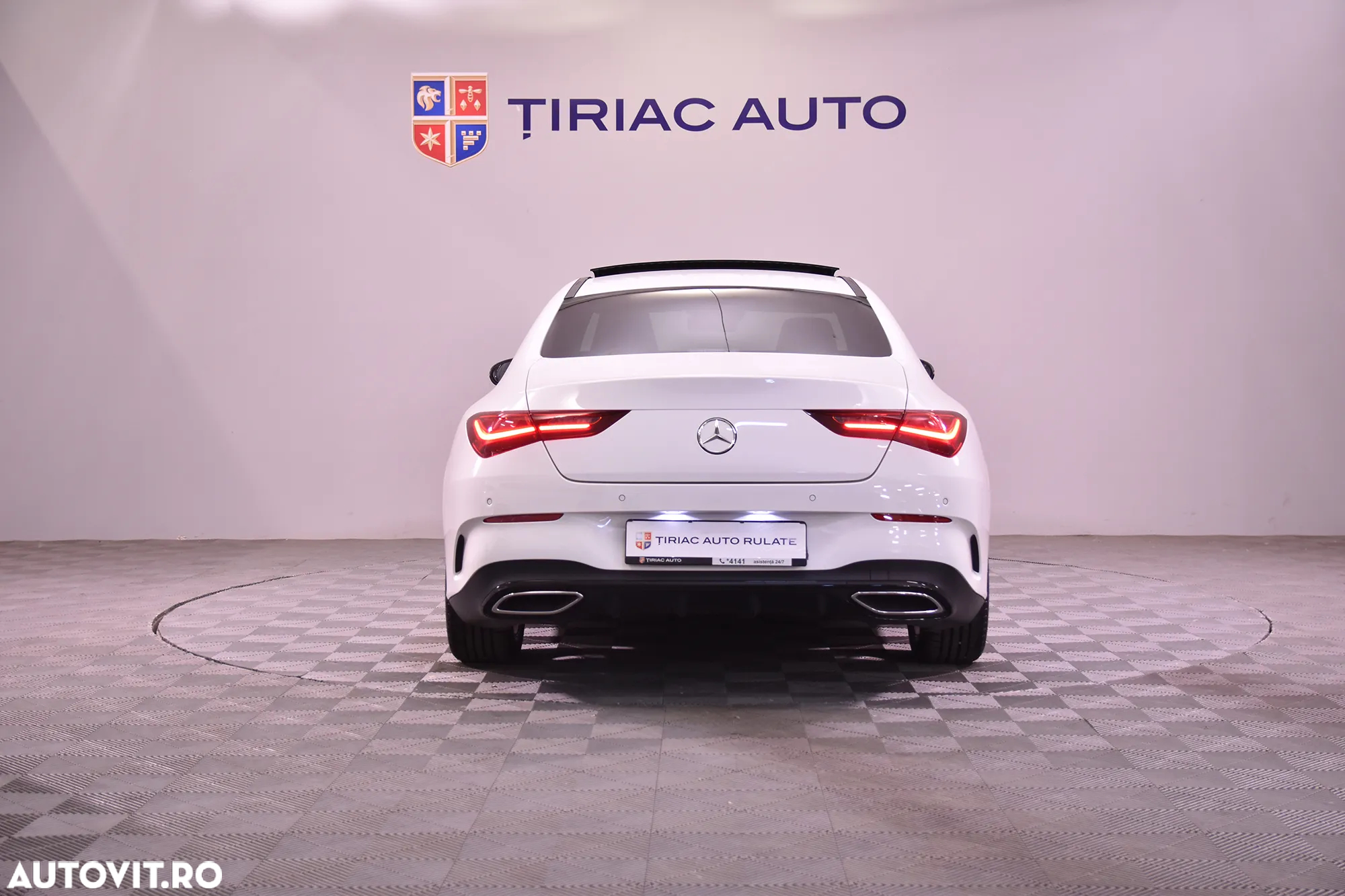 Mercedes-Benz CLA 200 MHEV Coupe - 4