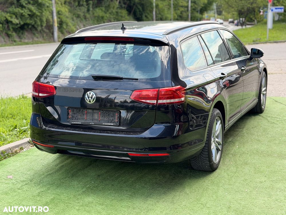 Volkswagen Passat - 4