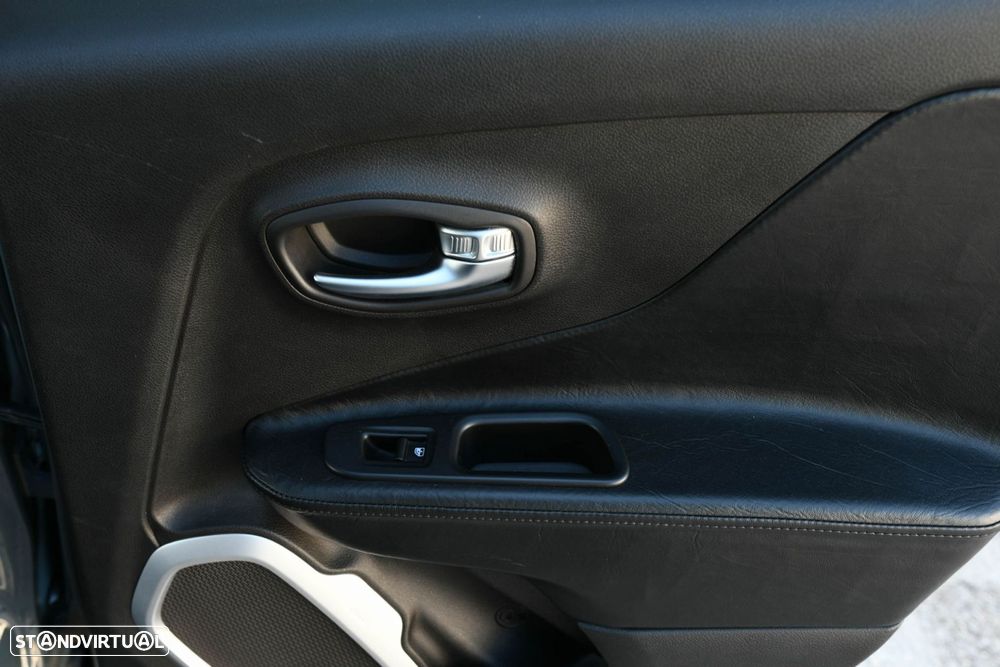 Jeep Renegade 1.6 MJD Limited - 26