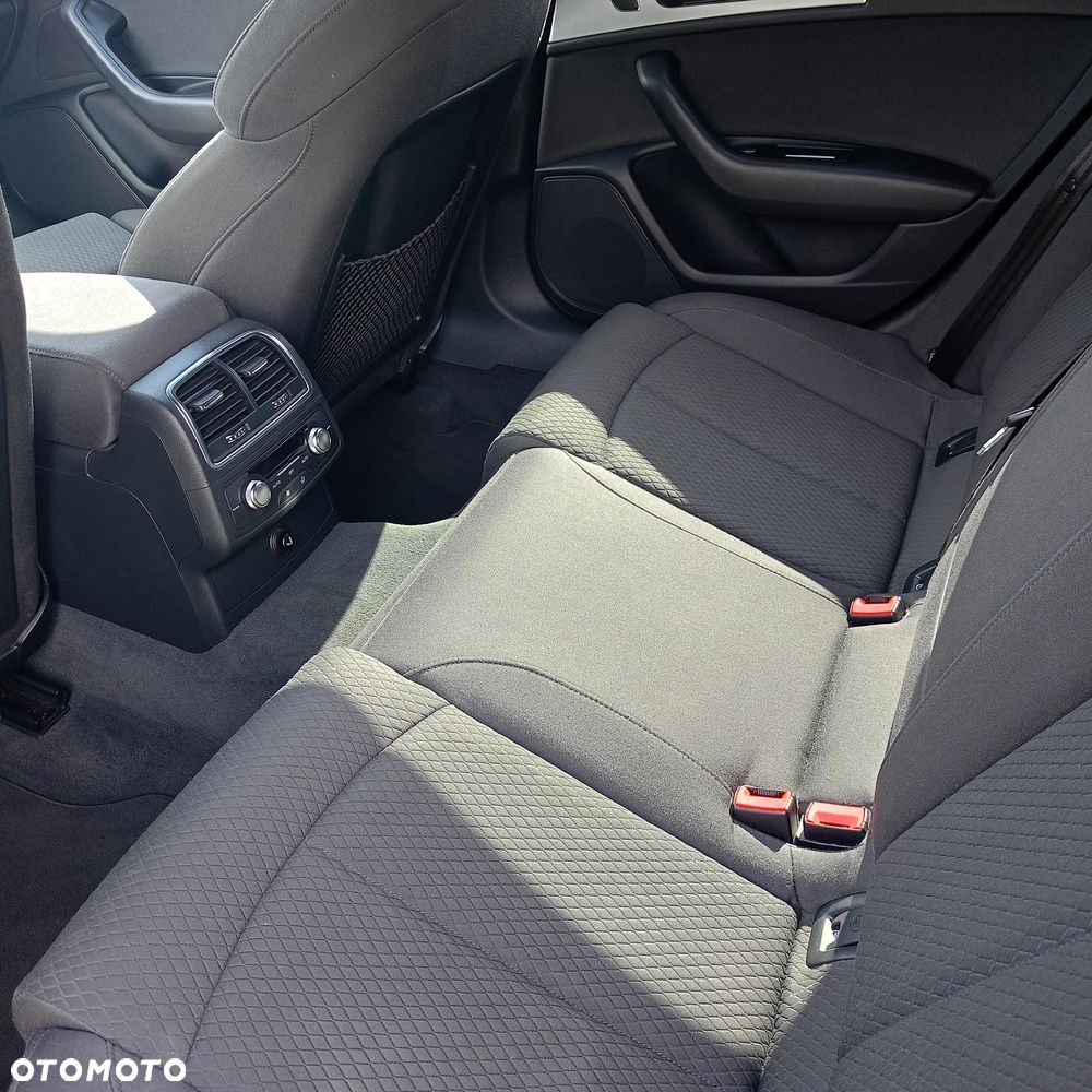 Audi A6 Avant 2.0 TDI ultra S tronic - 16