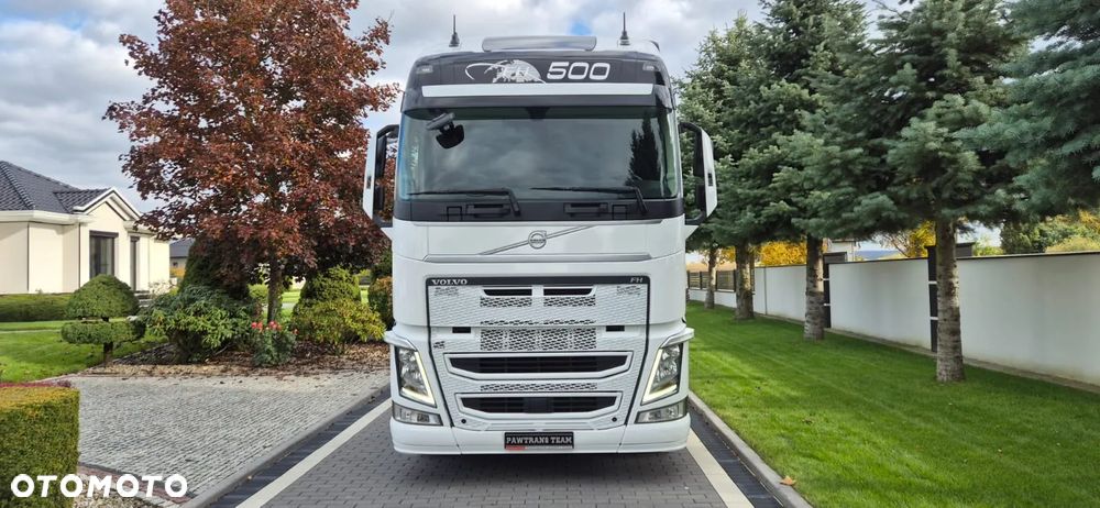 Volvo VOLVO///FH///500///GLOBETROTTER/ XXL///2018///NOWE OPONY/// ZABUDOWY MIĘDZYOSIOWE/// WYŚWIETLACZ OBCIĄŻENIA/// STANDARD/STAN BARDZO DOBRY - 3