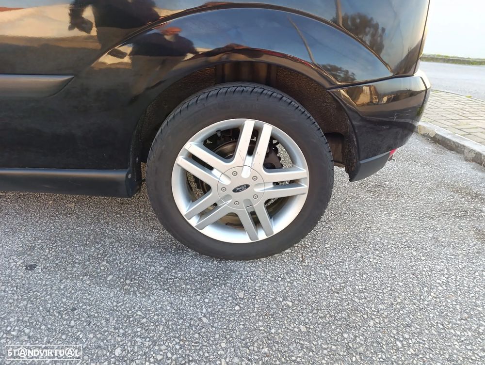 Ford Focus - 13