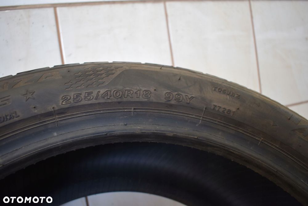 R18 255/40 Bridgestone Turanza T005 para - 6