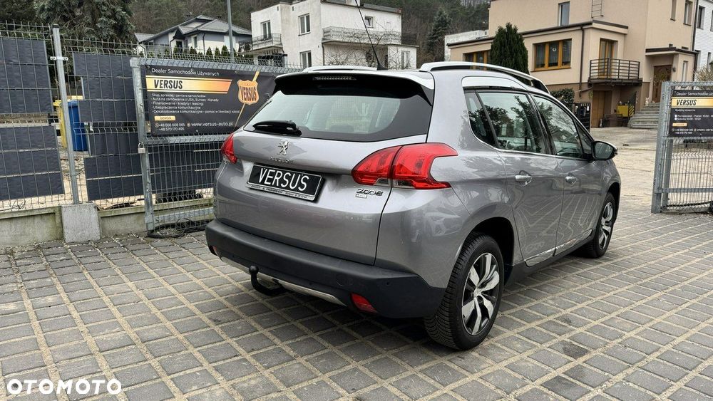 Peugeot 2008 - 4