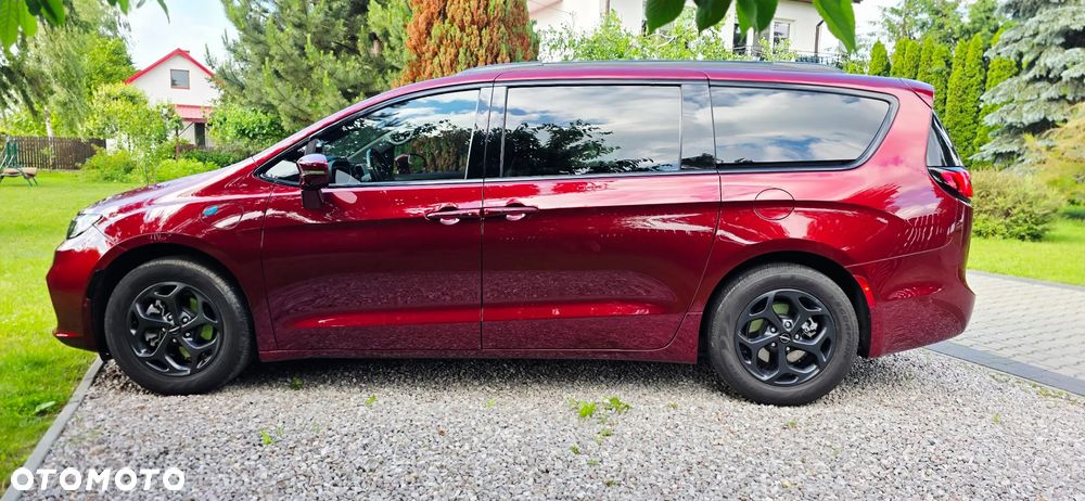 Chrysler Pacifica - 6