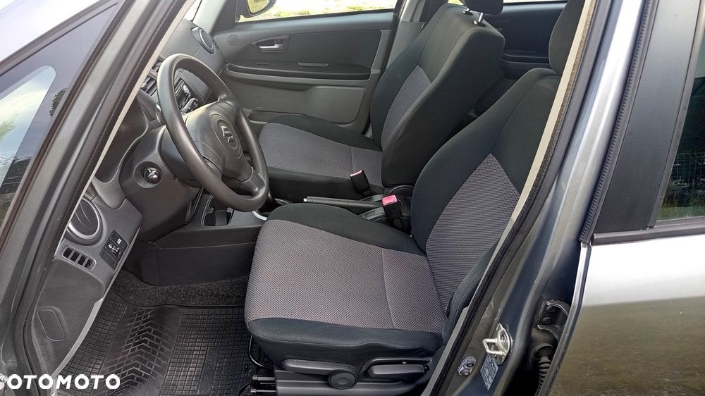 Suzuki SX4 1.5 - 14