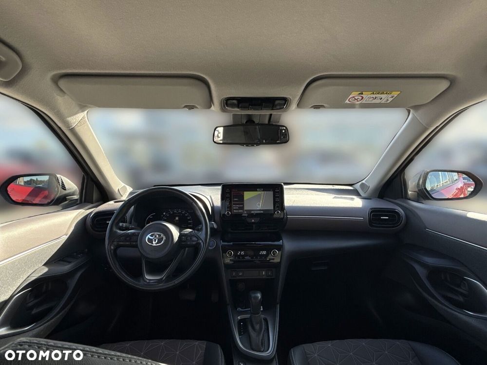 Toyota Yaris Cross - 25