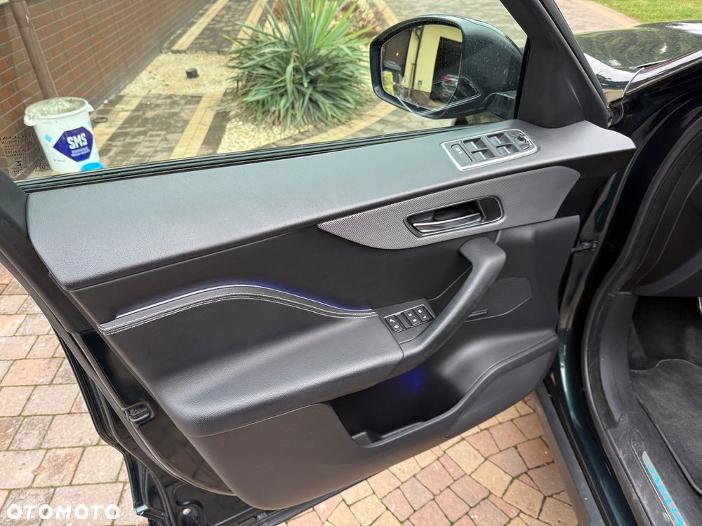 Jaguar F-Pace 30d AWD R-Sport - 19