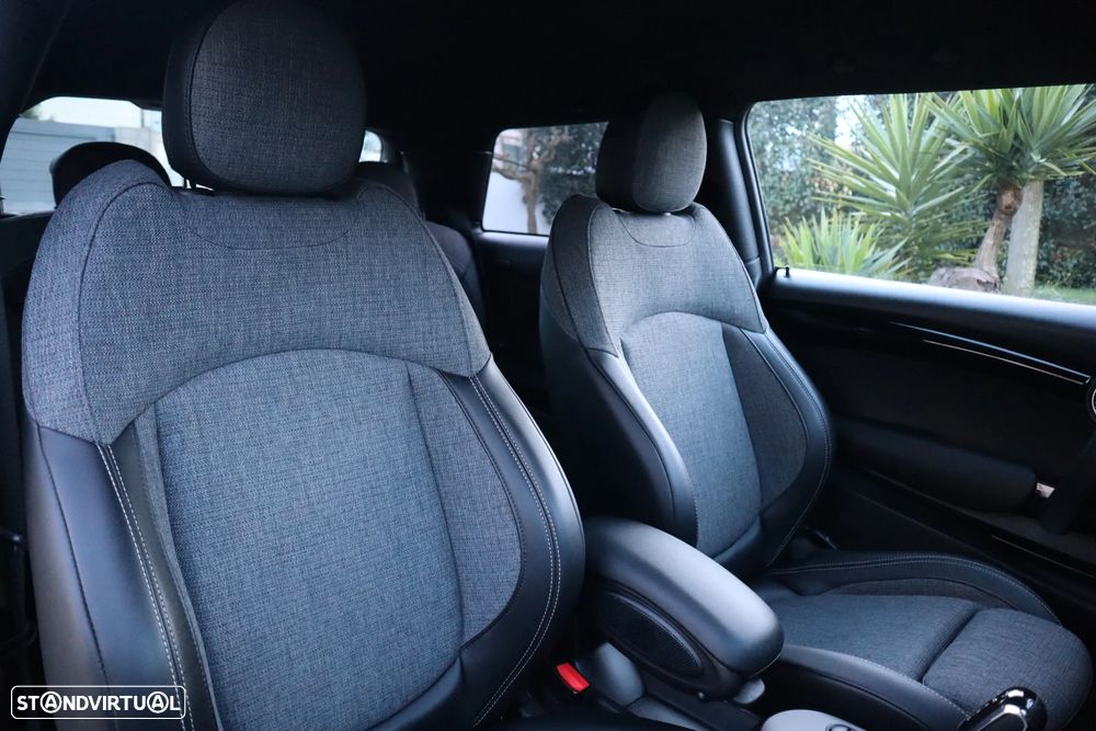 MINI 3 Portas Cooper SE - 23