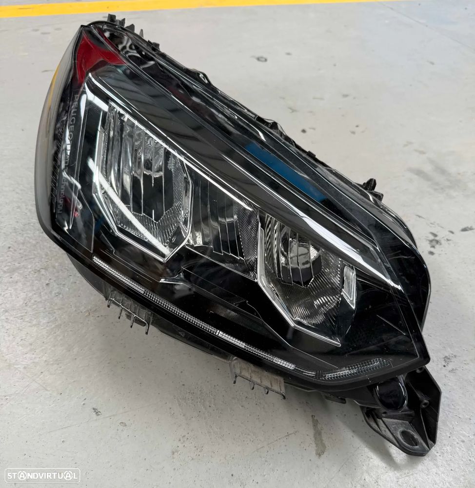 Otica esquerda peugeot 208 II - 2