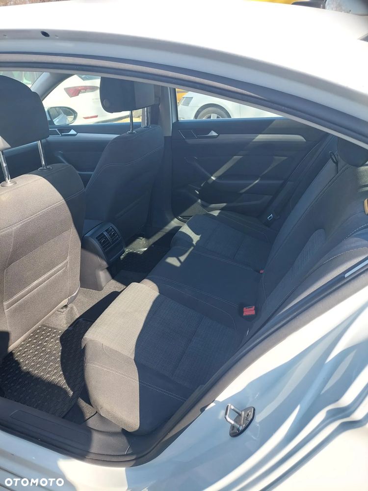 Volkswagen Passat 2.0 TSI Elegance DSG - 7