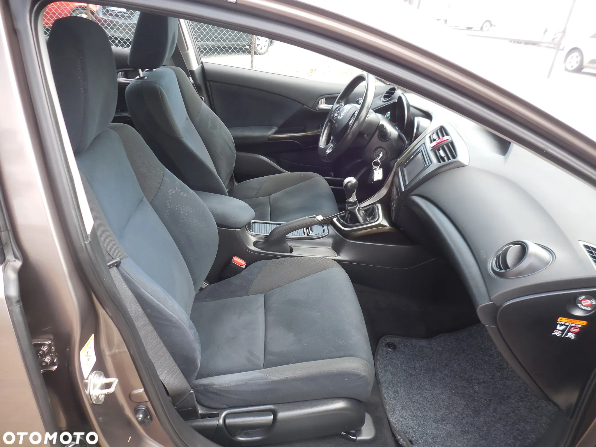 Honda Civic 1.8 Executive - 10