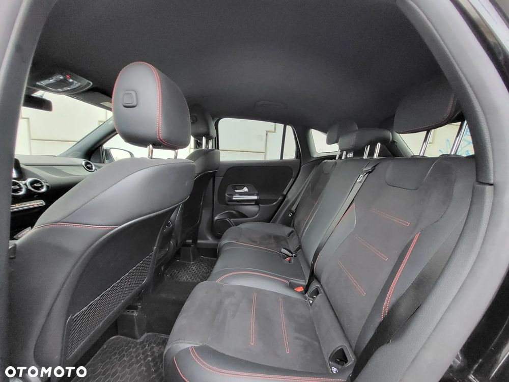 Mercedes-Benz GLA 200 d 8G-DCT AMG Line - 22