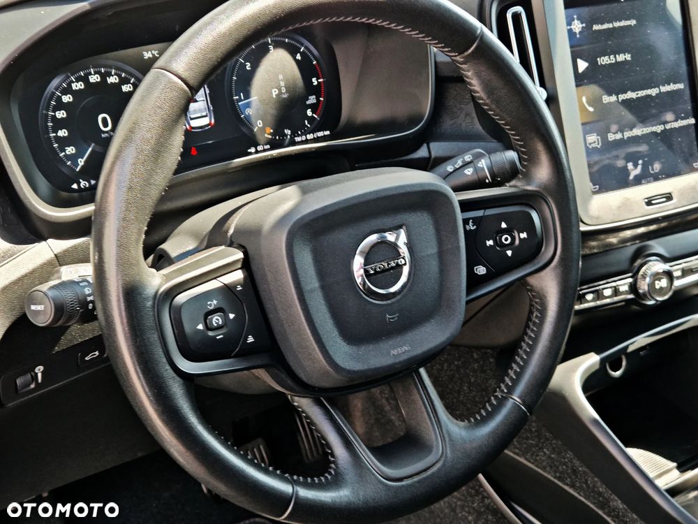 Volvo XC 40 D3 Momentum Pro - 31