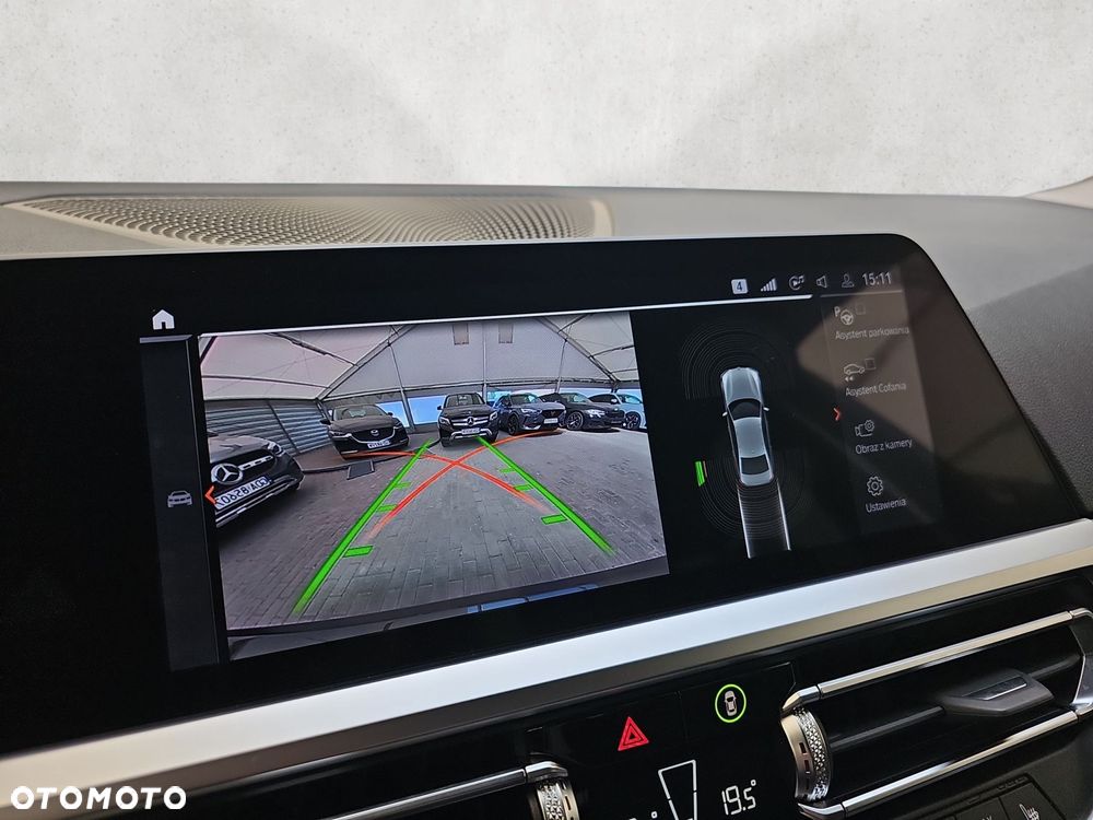 BMW Seria 3 - 16