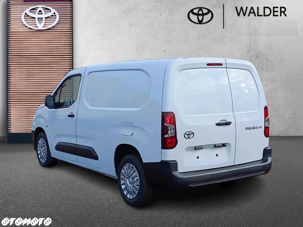 Toyota Proace City - 3