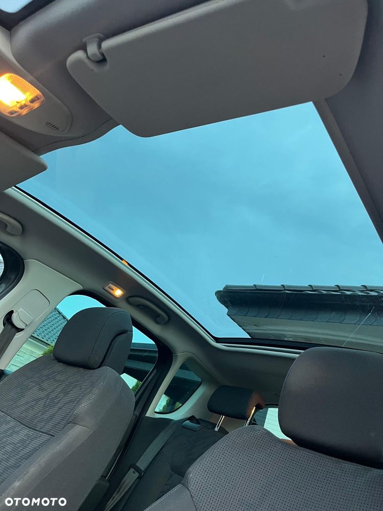 Peugeot 3008 HDi 150 Allure - 33