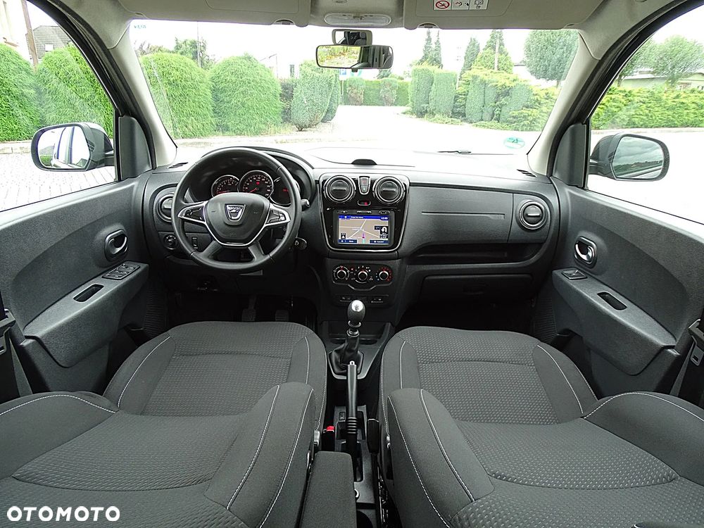 Dacia Lodgy 1.3 TCe Laureate S&S - 33