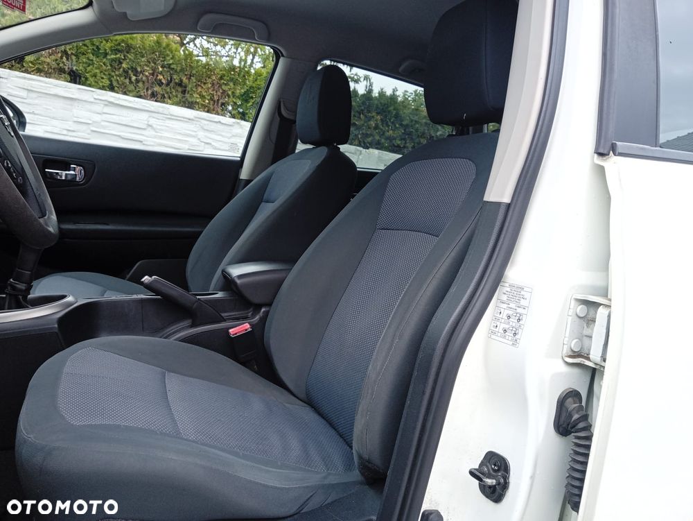 Nissan Qashqai 1.6 visia - 10