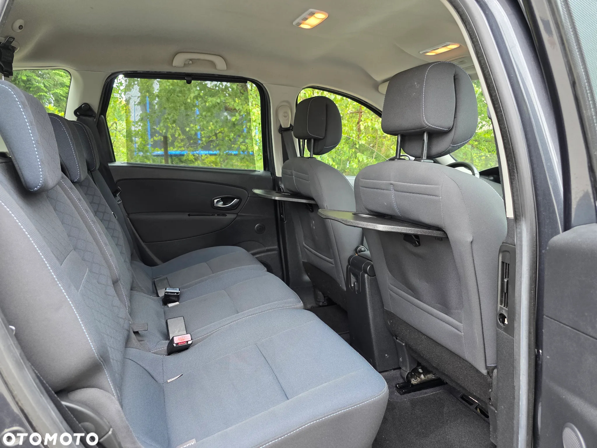 Renault Scenic 1.6 16V TomTom Edition - 25