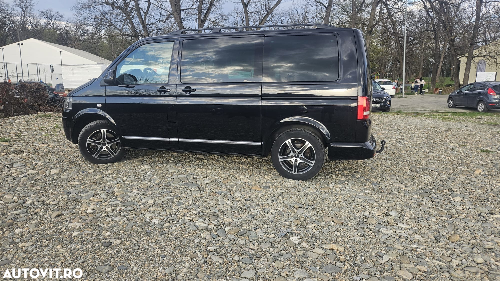Volkswagen Multivan - 5