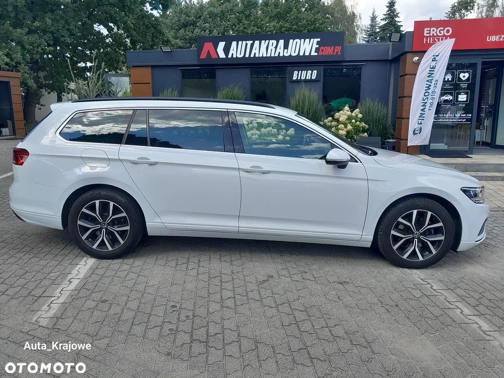 Volkswagen Passat 1.5 TSI EVO Business - 9