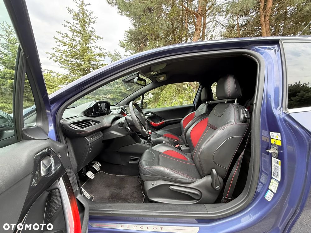 Peugeot 208 GTI 200 THP - 16