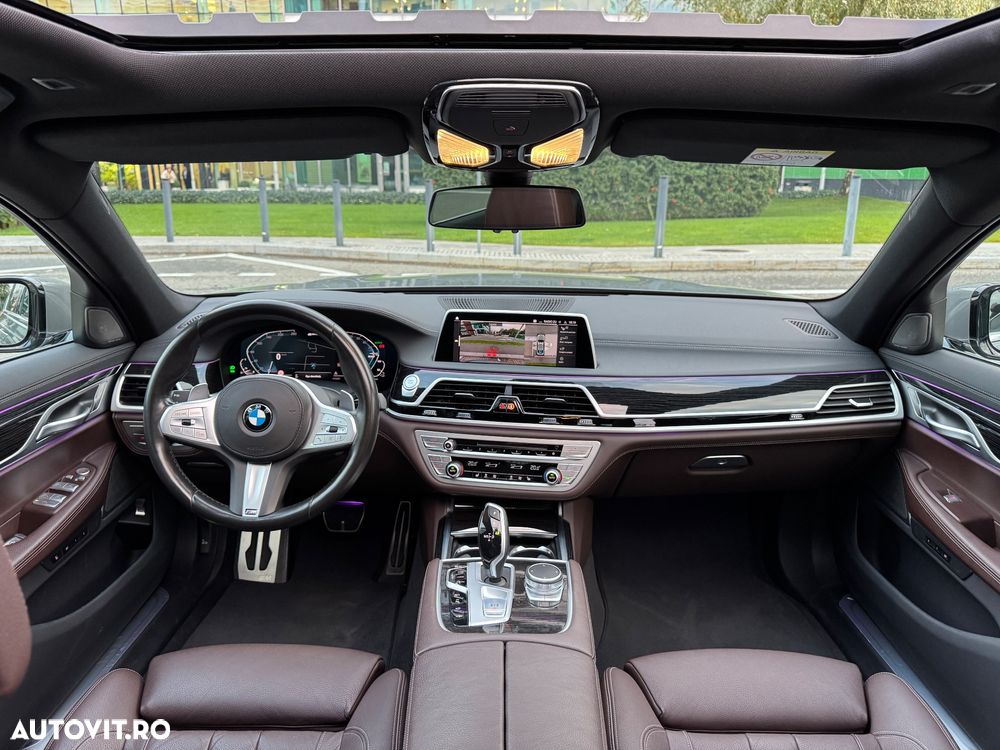 BMW Seria 7 745e - 5