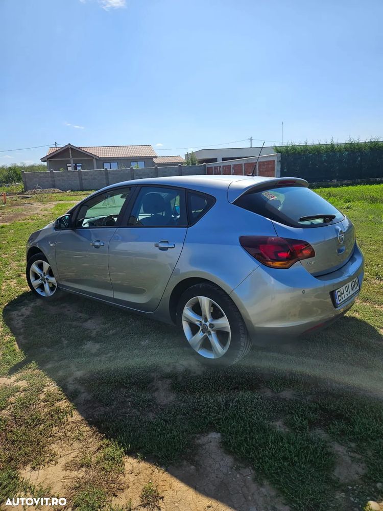 Opel Astra - 3