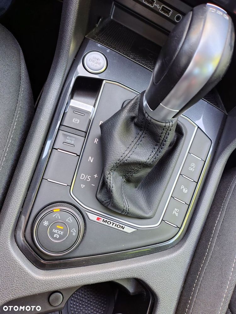 Volkswagen Tiguan - 21