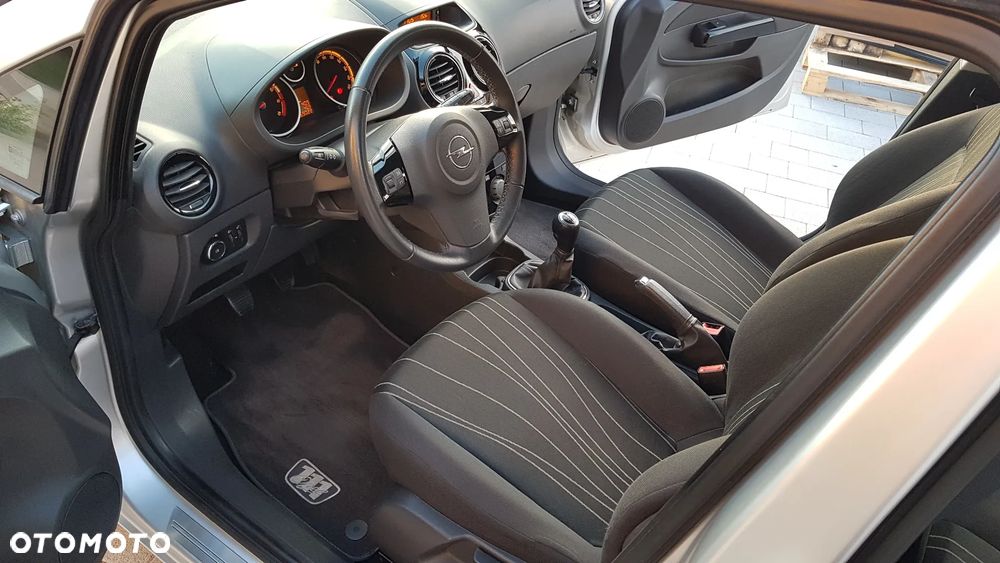 Opel Corsa 1.2 16V Color Edition - 6