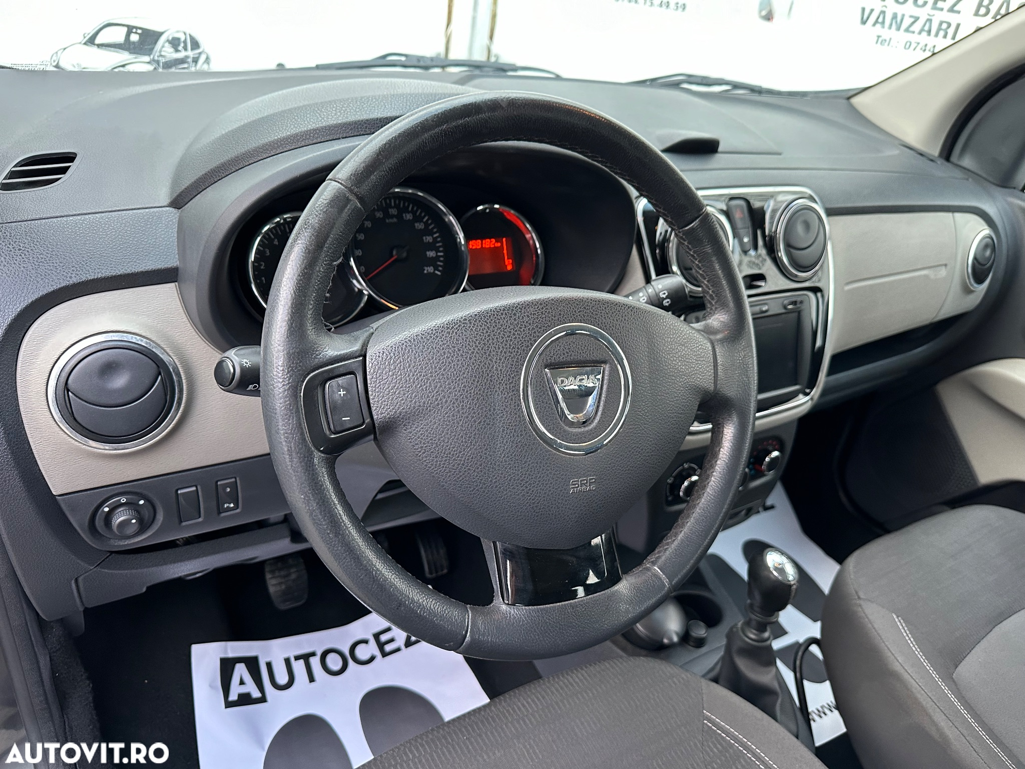 Dacia Lodgy dCi 110 Prestige - 18