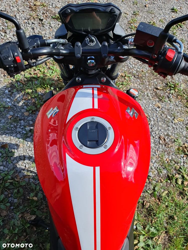 Suzuki SV - 7