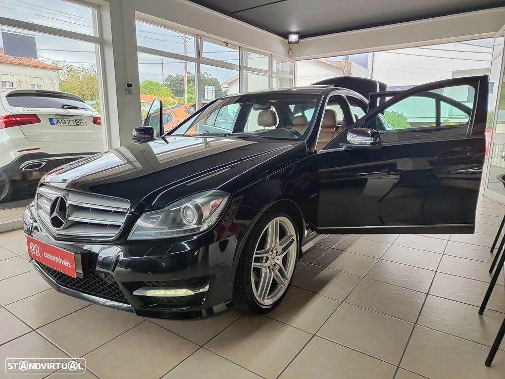 Mercedes-Benz C 220 CDI DPF BlueEFFICIENCY 7G-TRONIC Avantgarde Edition - 22